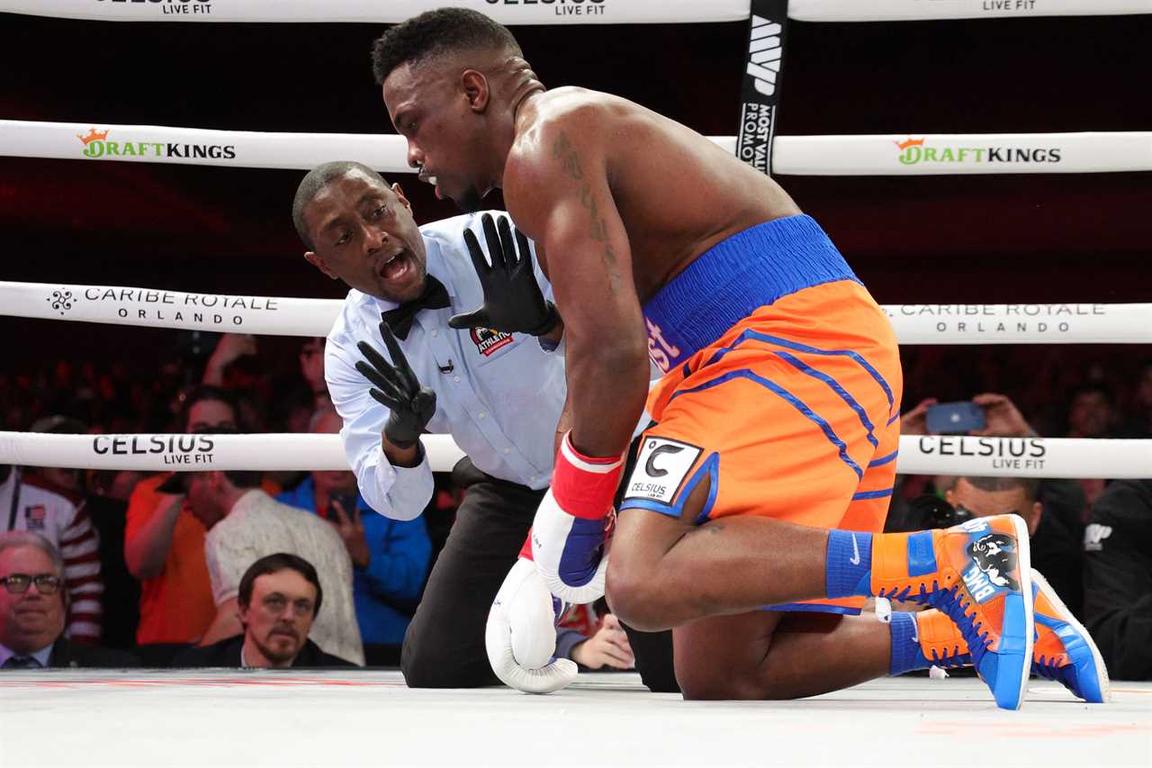 YouTube Star Jake Paul Knocks Out Andre August in First Round