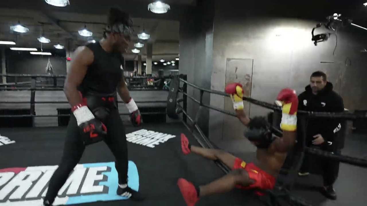 KSI Knocks Down IShowSpeed in Charity Sparring Match