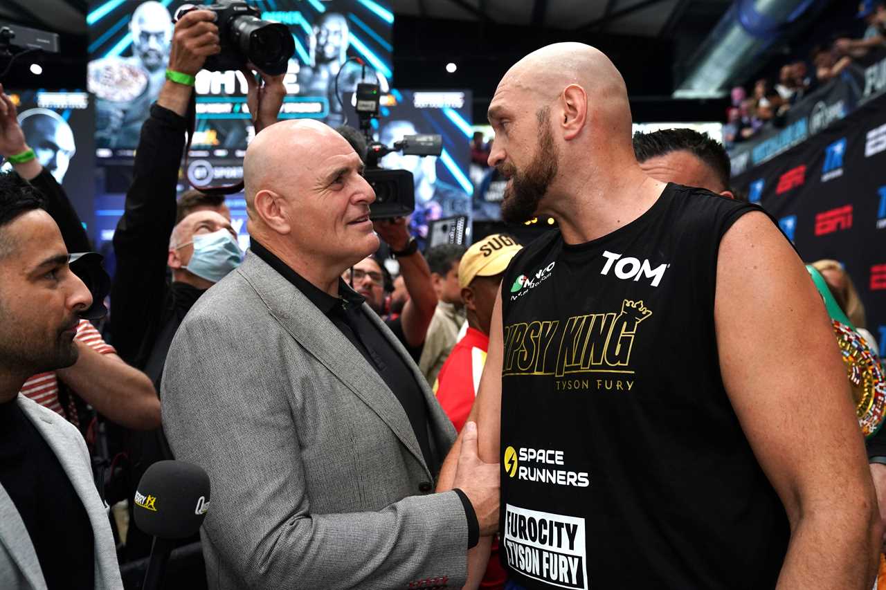 Tyson Fury's Dad Worried About Tyson's Training Camp Ahead of Fight Against Oleksandr Usyk