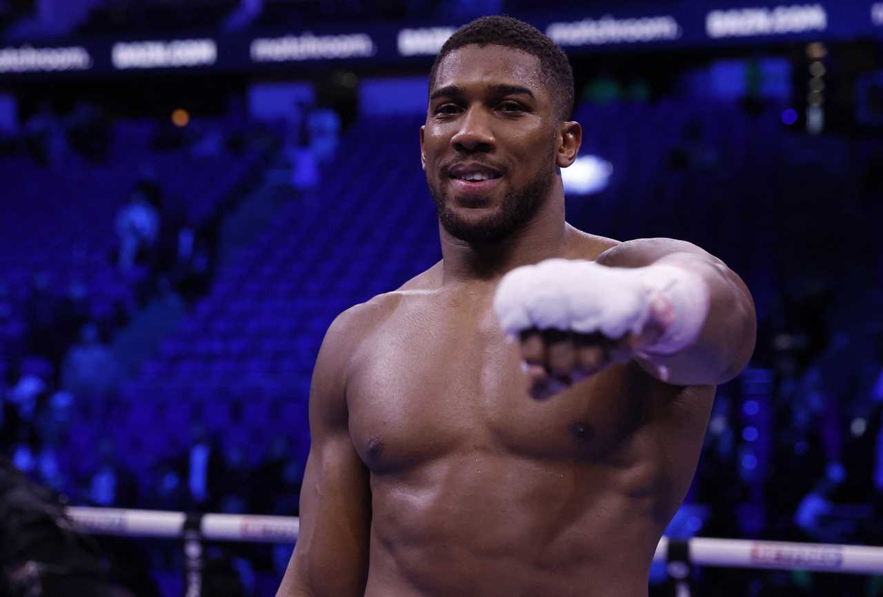 Otto Wallin Doubles Down on Anthony Joshua Criticism as He Calls Brit Vulnerable, in Decline, and Scared to Be Hit
