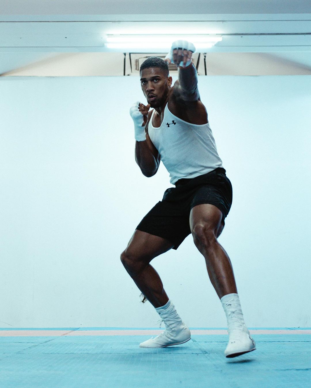 Fans fear Otto Wallin 'is going to sleep' as Anthony Joshua shows off bulging muscles ahead of huge Saudi fight