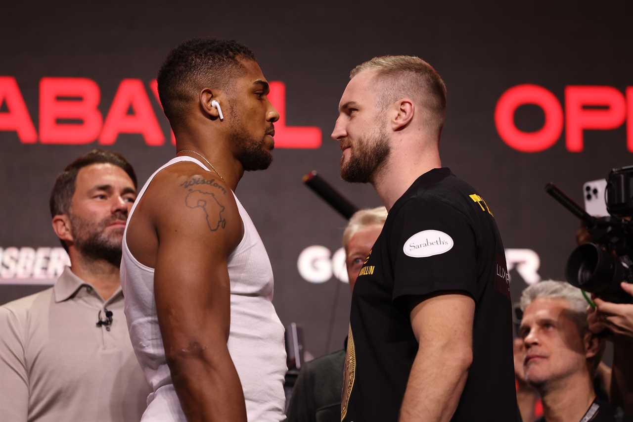 Eagle-eyed fans spot glaring error in Day of Reckoning ringside seating plan as Ronaldo between Saudi royalty & UFC icon