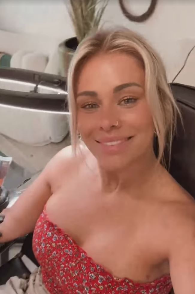 Ex-UFC and OnlyFans star Paige VanZant wows fans with racy Instagram post