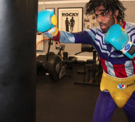 Meet the Brit Nicknamed 'the GirthQuake' Who Just Became a Boxing World Champion