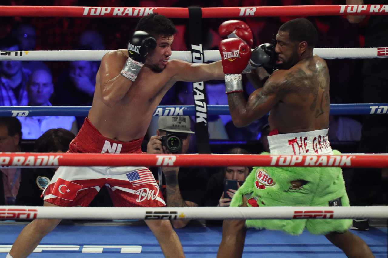 Boxing Star Cem Kilic Dies at Age 29: Tributes Pour In