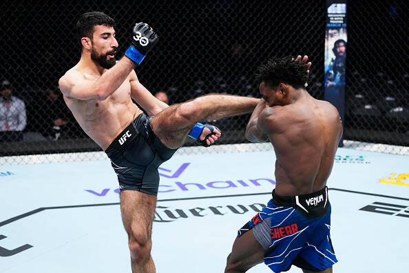 Dana White signs Farid Basharat with the UFC, My best is yet to come