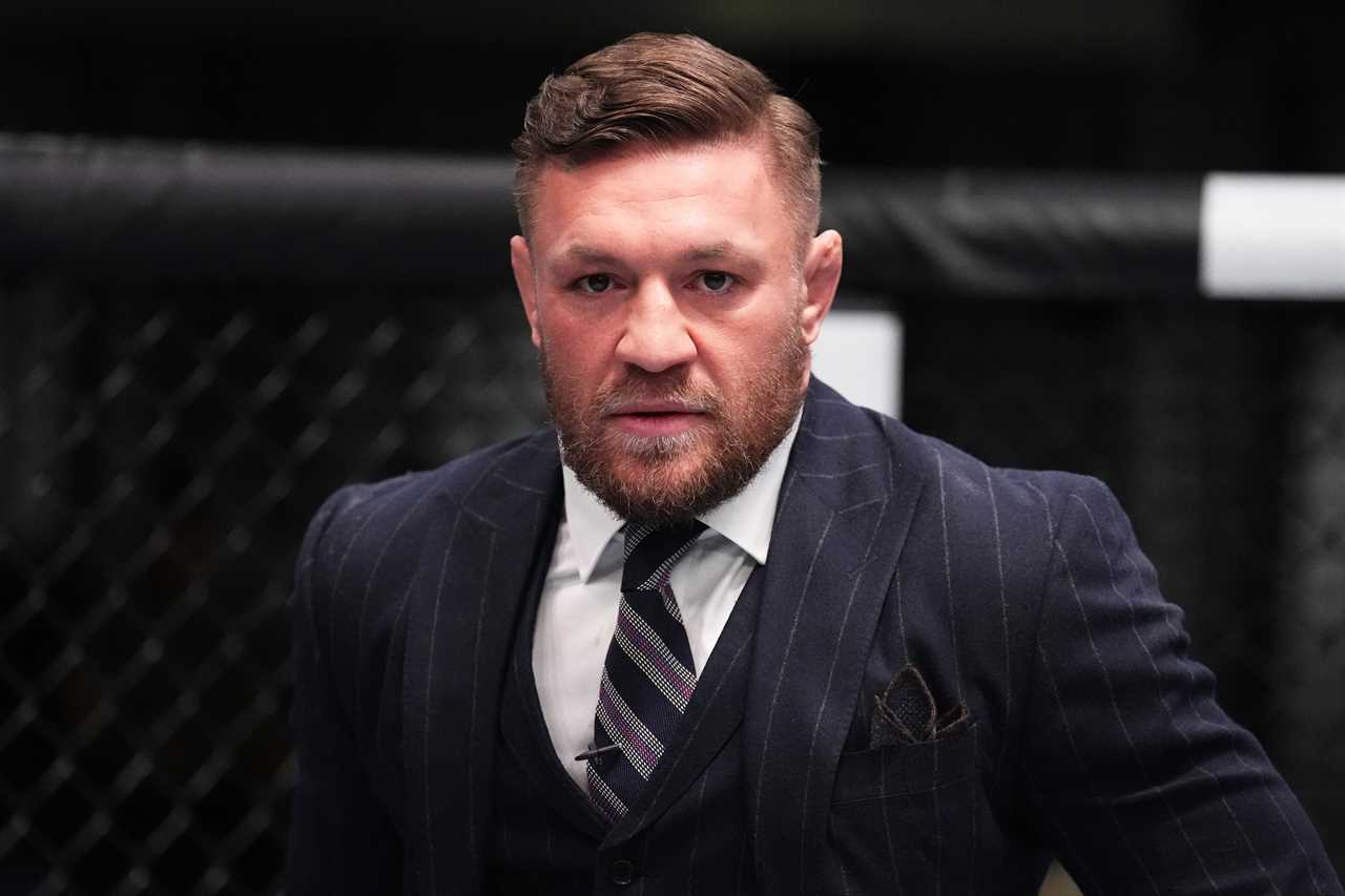 Conor McGregor donates PS25,000 to an injured Irish MMA Fighter