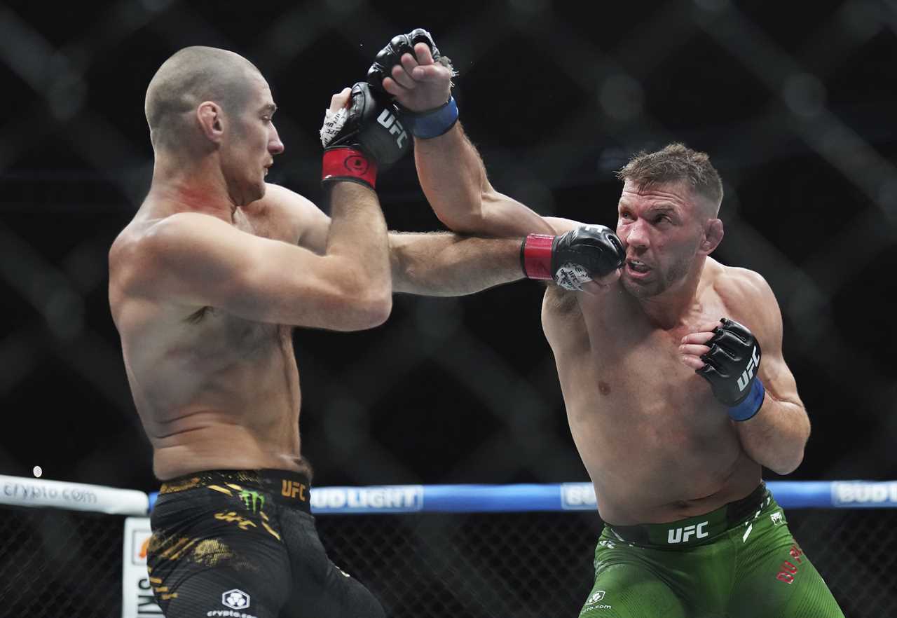 Drake loses $700k UFC297 bet on Strickland, as Du Plessis claims victory