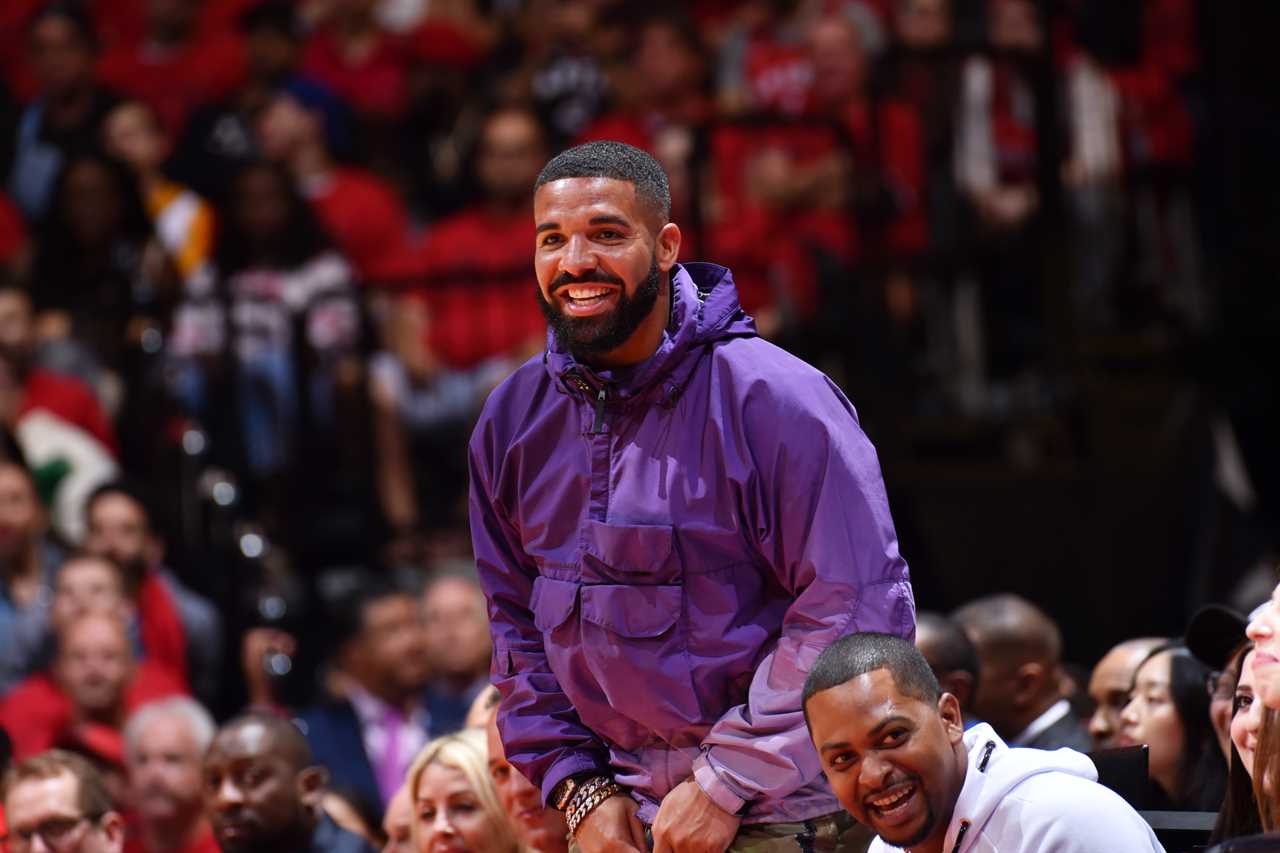 Drake loses $700k UFC297 bet on Strickland, as Du Plessis claims victory