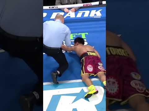 Laid him OUT! 😳 #Boxing #BruceCarrington