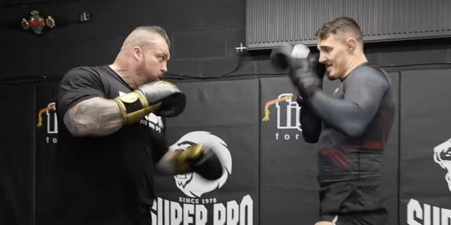Former World's Strongest Man Eddie Hall makes UFC star tap out in MMA session