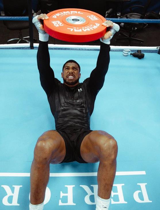 Anthony Joshua Worries Fans with Lean Shape Ahead of Fight