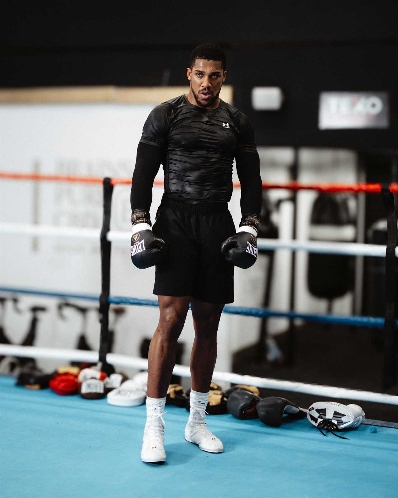 Anthony Joshua Worries Fans with Lean Shape Ahead of Fight