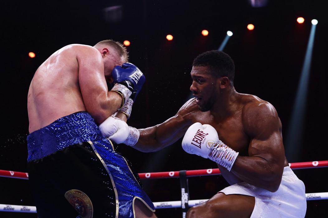 Ben Davison Trains Anthony Joshua for Francis Ngannou Showdown