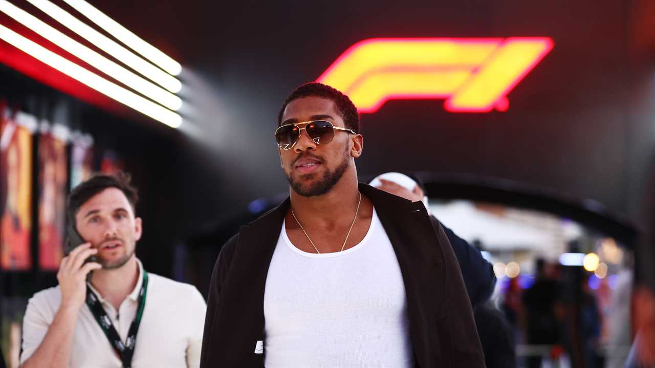 Anthony Joshua Surprises at Saudi Arabian Grand Prix