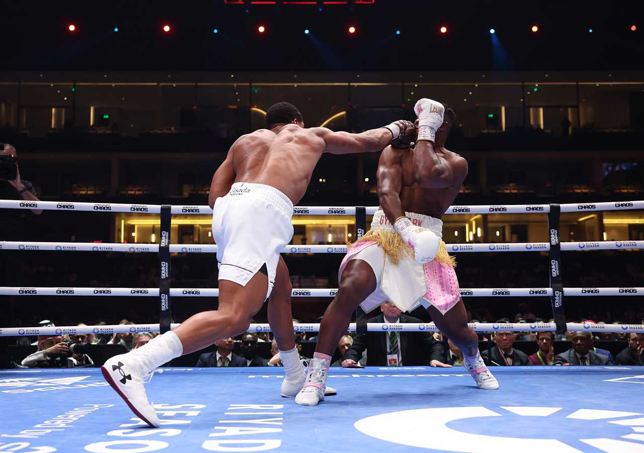 Oleksandr Usyk reacts to Anthony Joshua's brutal KO of Francis Ngannou