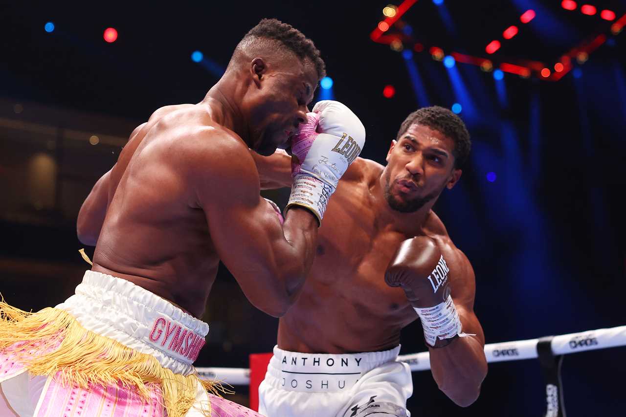 Fans draw comparisons between Deonta Wilder and Francis Ngannou for Anthony Joshua's defeat.