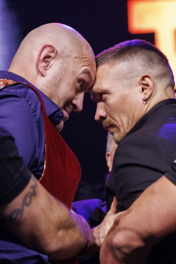 Usyk Prepares Replacement Bout for Fury Bout