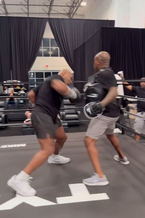 Fans React to Mike Tyson’s Intense Workout Footage