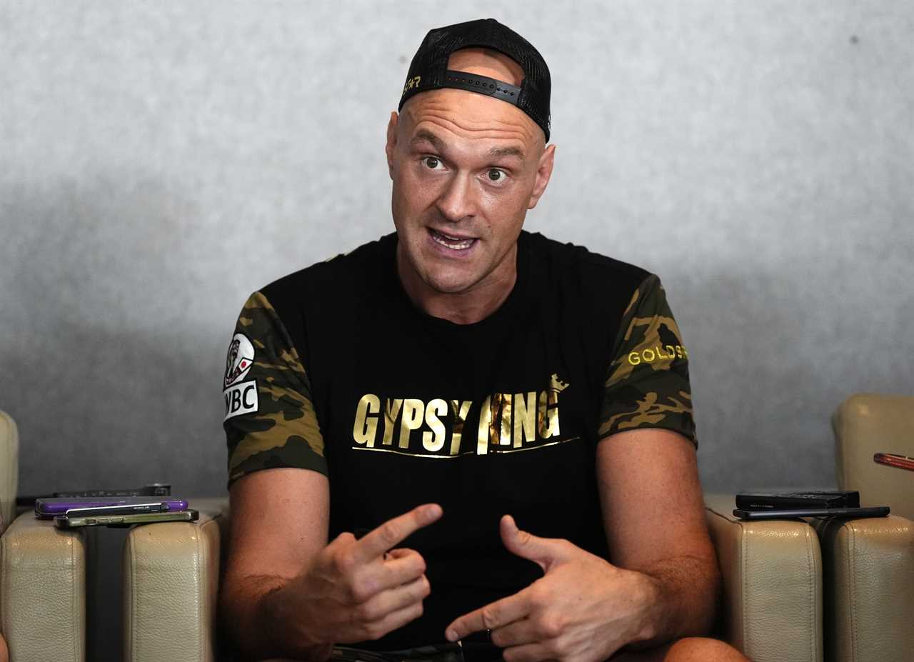 Tyson Fury Spotted Leaving Media Day on Crutches Ahead of Usyk Fight