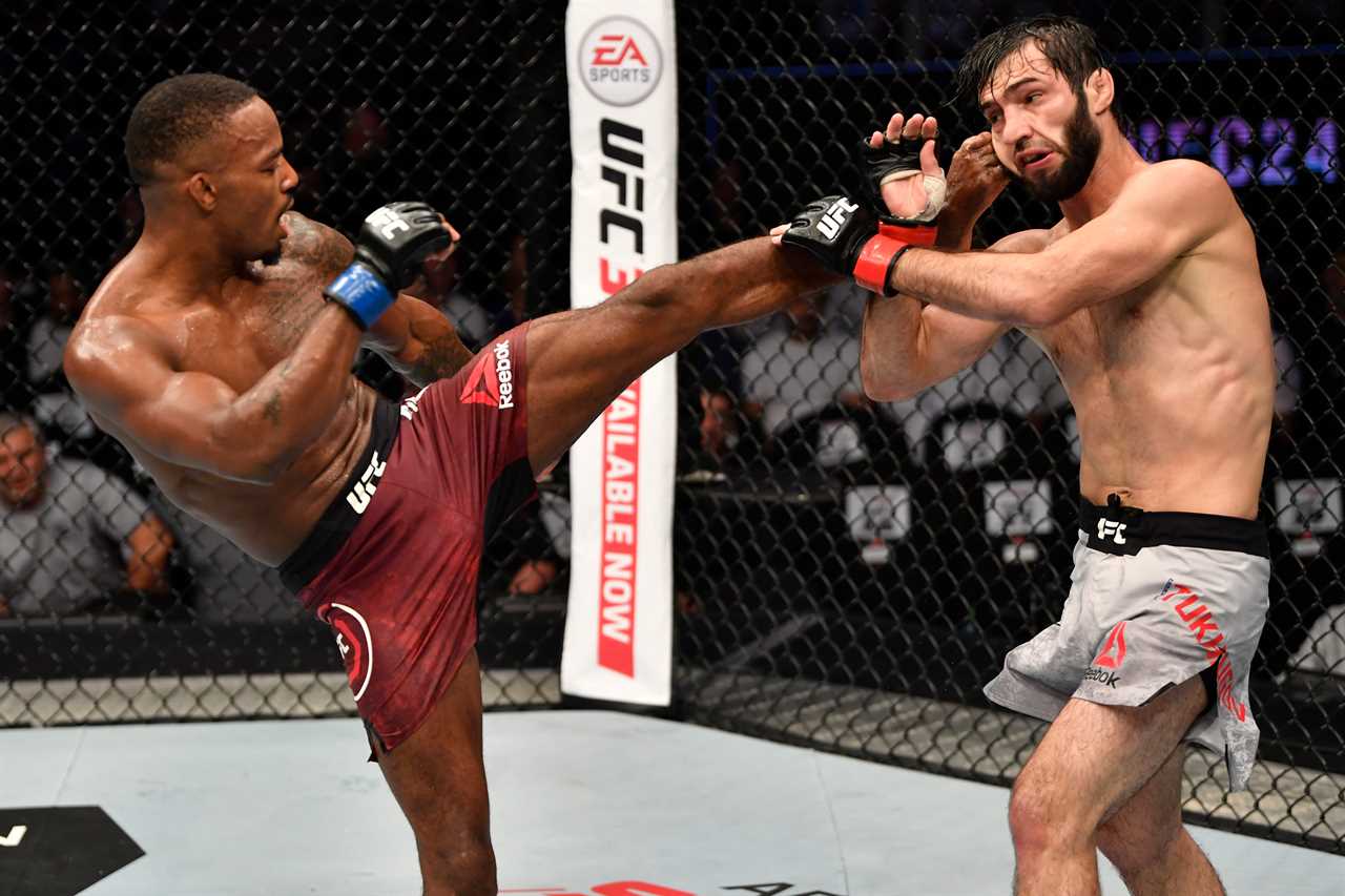 British UFC Fighter Lerone Murphy Overcomes Adversity to Headline in Las Vegas