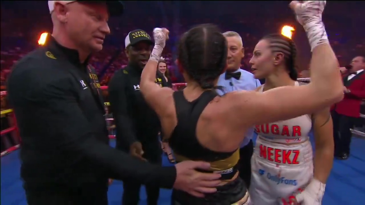 Boxing Ring Announcer Lt Dan Hennessey Retires After Announcing Wrong Winner