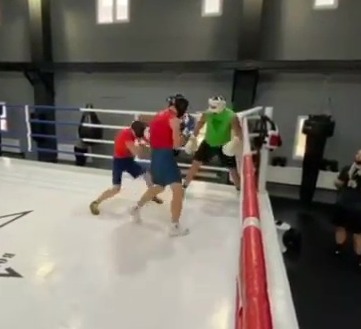 Watch incredible moment Oleksandr Usyk sparred TWO opponents at once and attempted insane double punch