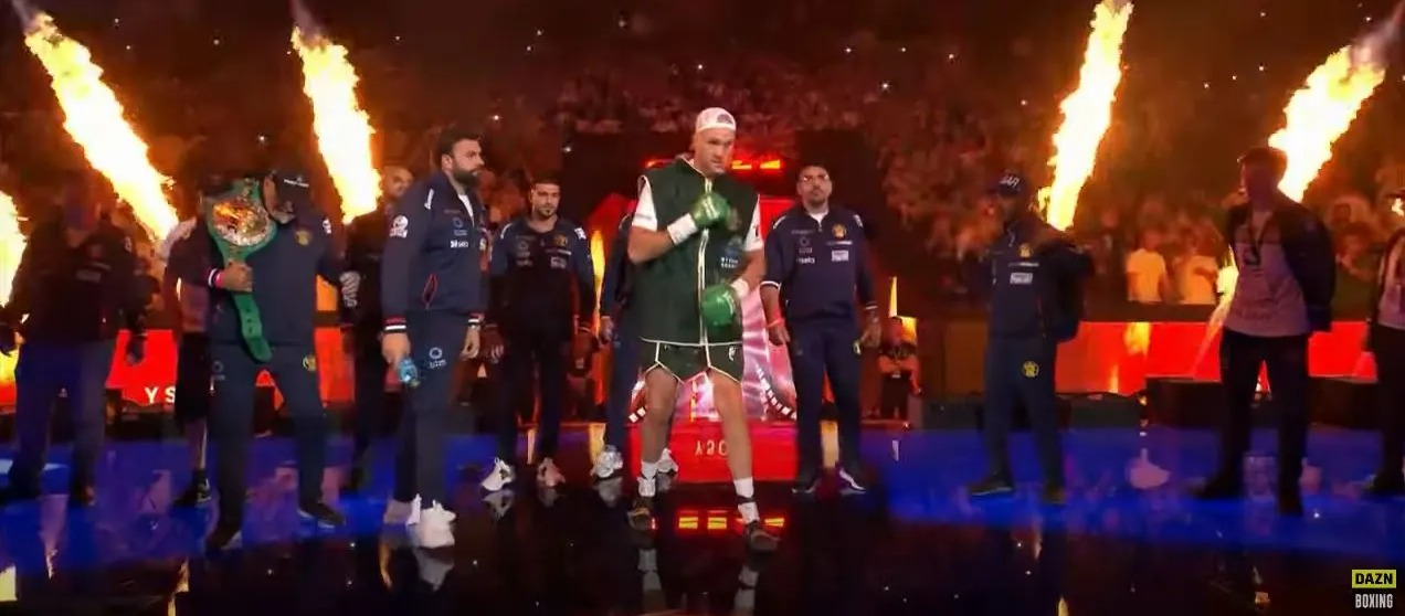 Fans React to John Fury’s ‘Incredible Dad Dancing’ During Tyson’s Ring Walk