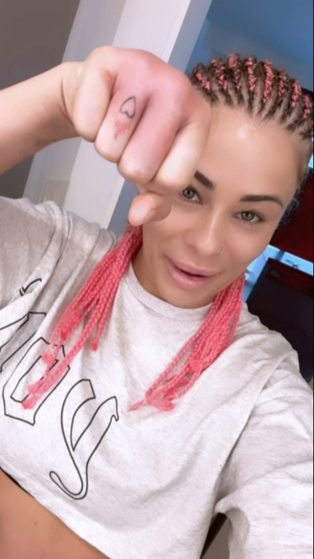 Paige VanZant reveals gruesome injury after Elle Brooke fight and plans Misfits rematch in UK