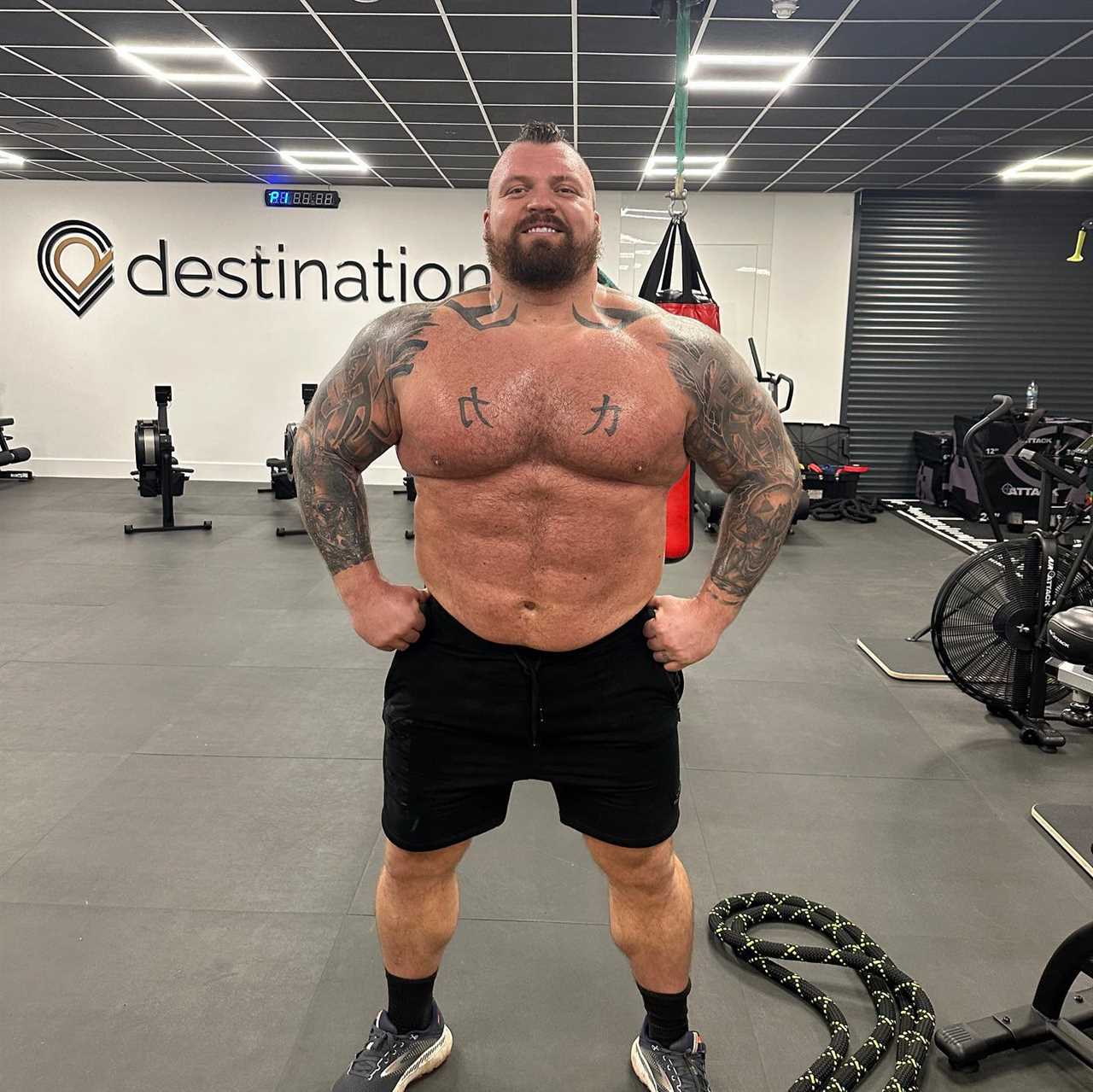 Eddie Hall Challenges Opponent for 285kg World’s Strongest Man Fight in MMA Showdown
