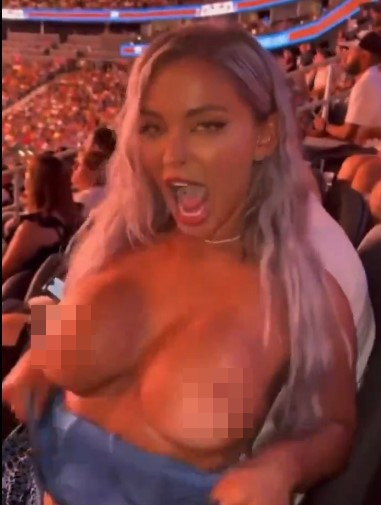 OnlyFans Model Kicked Out of UFC Event After Flashing Crowd