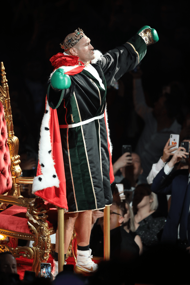 Tyson Fury's Wealth Skyrockets to £120 Million with Weekly Earnings of £573,000
