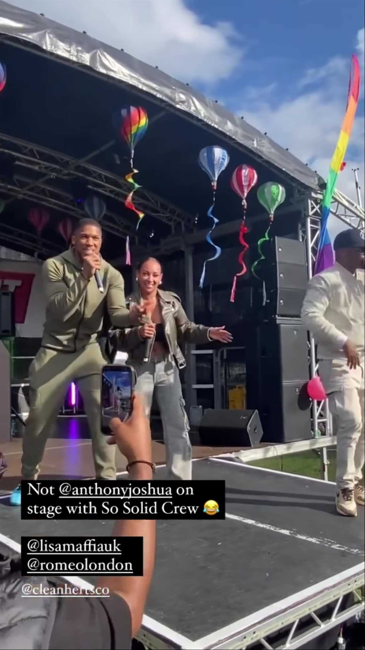 Anthony Joshua Joins So Solid Crew Onstage