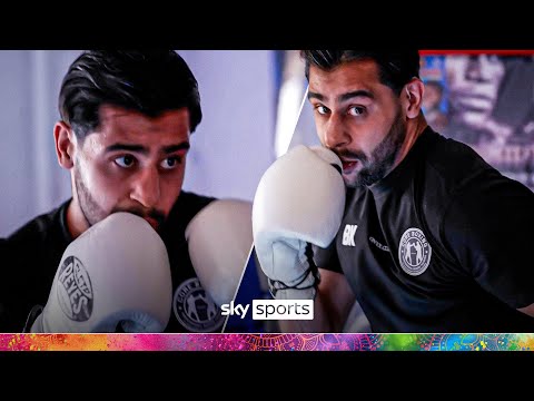 'Now I feel comfortable'  Khara’s hearing loss journey into boxing