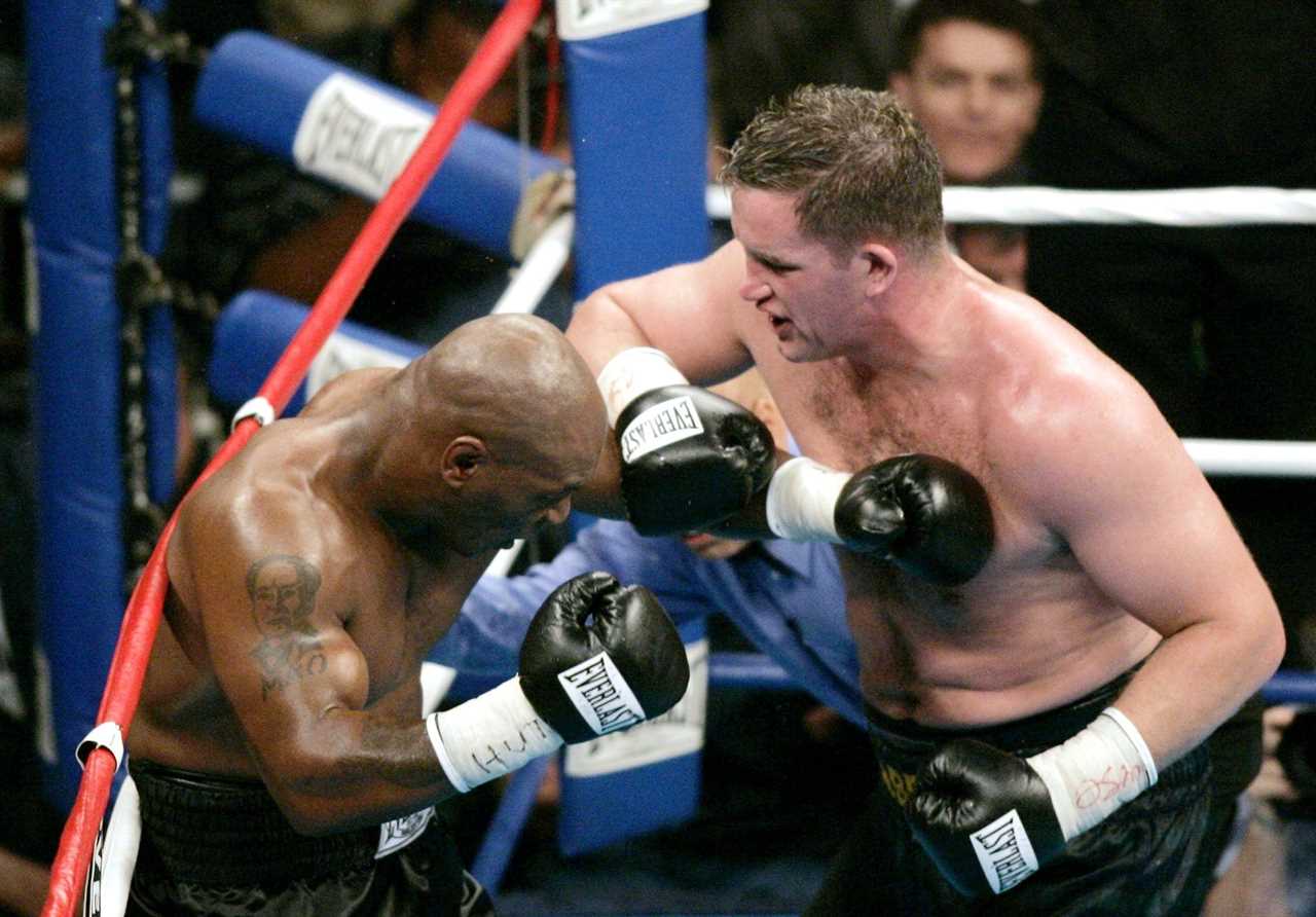 MIKE TYSON'S FORMER OPPONENT ISSUES WARNING TO JAKE PAUL AHEAD OF NOVEMBER BOUT