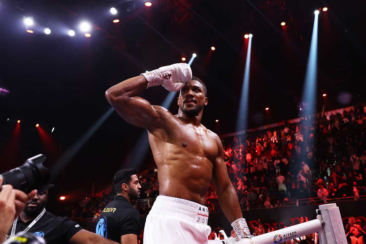 Anthony Joshua Warns Daniel Dubois: He Punches Like a Car Crashing 100mph into a Wall