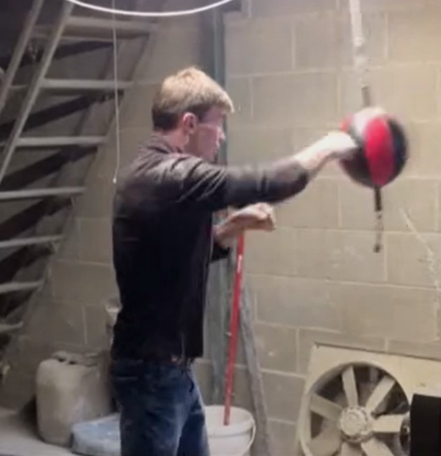 Boxer Edward Hardy Balances Farming and Fighting in Sheffield