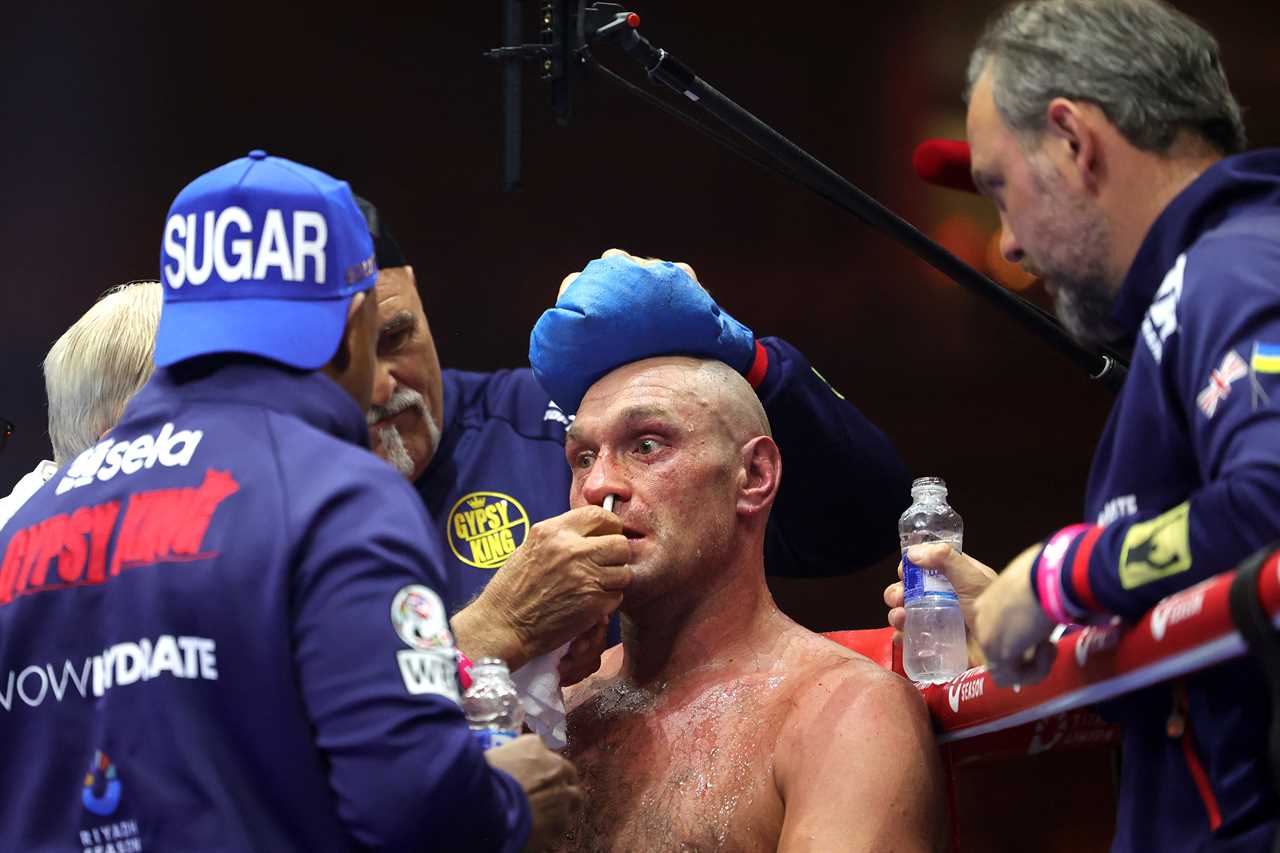 Tyson Fury Responds to Calls to Change Coaching Team Ahead of Usyk Rematch