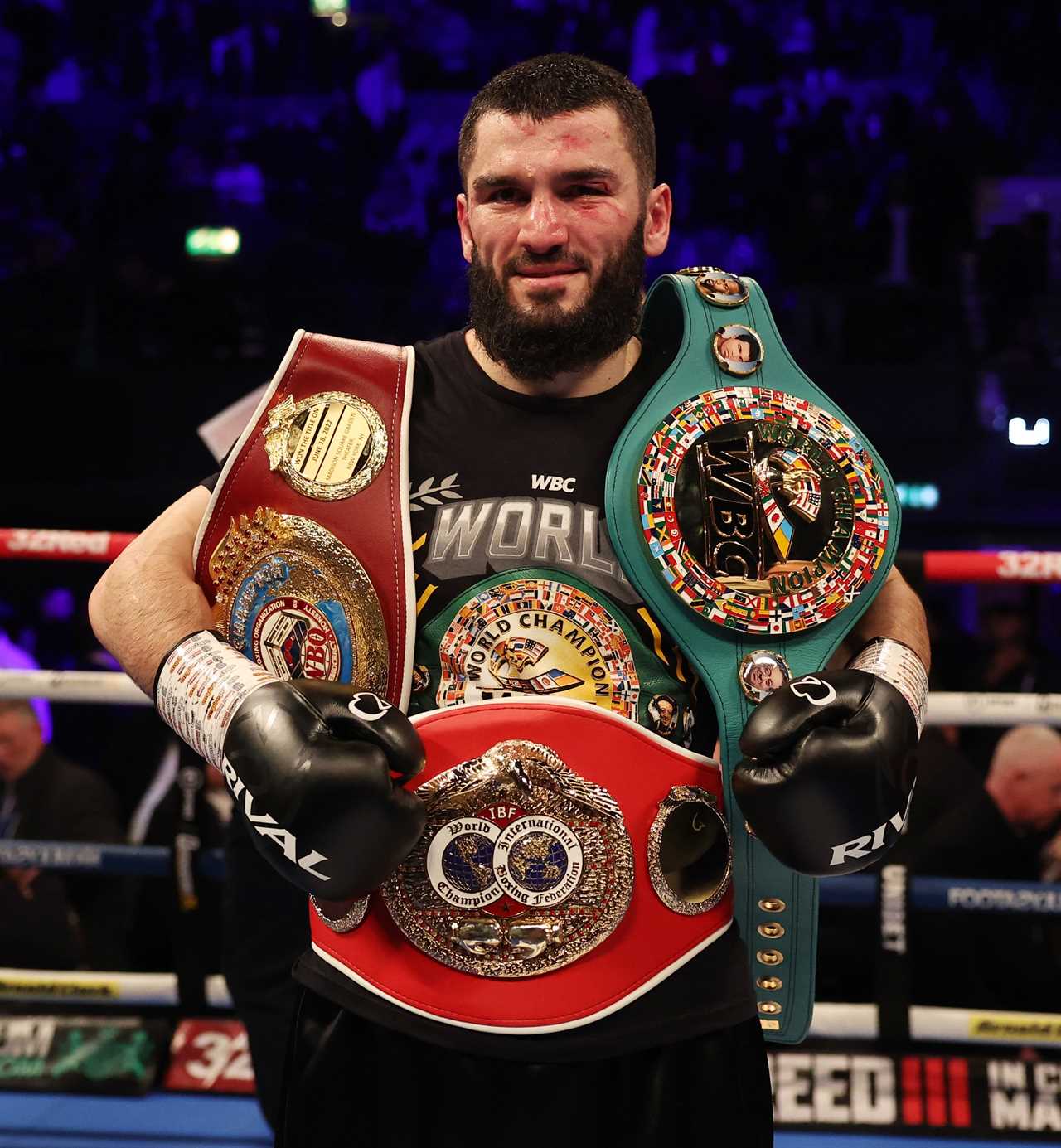 Artur Beterbiev vs Dmitry Bivol: Clash of Titans in the Boxing Ring