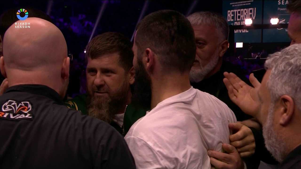 Fans Call Beterbiev's Win Rigged After Ringside Appearance