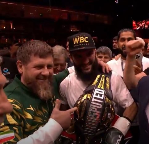 Fans Call Beterbiev's Win Rigged After Ringside Appearance