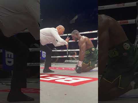 Adam Azim's BIG KO against Ohara Davies ⚡