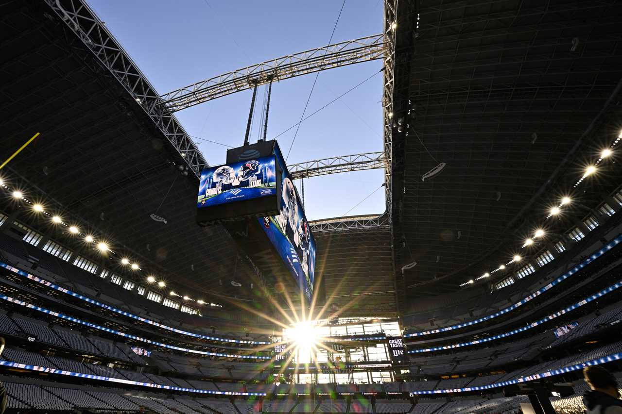 AT&T Stadium Roof Collapses After Mike Tyson vs Jake Paul Fight