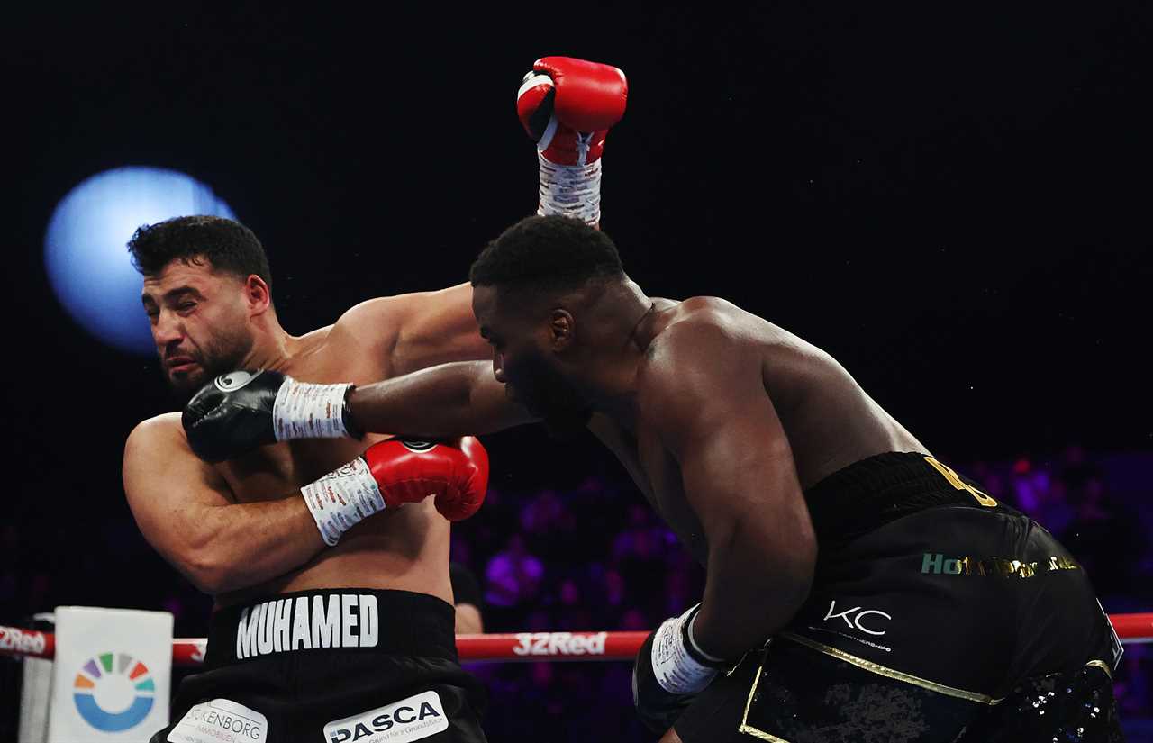 Lawrence Okolie Knocks Out Hussein Muhamed in Heavyweight Debut