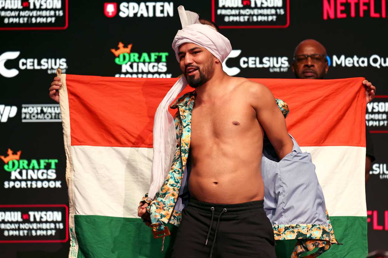 Indian Boxer Neeraj Goyat Defeats Whindersson Nunes in Qatar