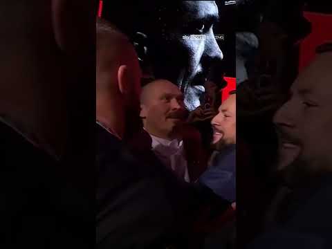 Who came out on top during that INTENSE face-off between Usyk & Fury? 👀