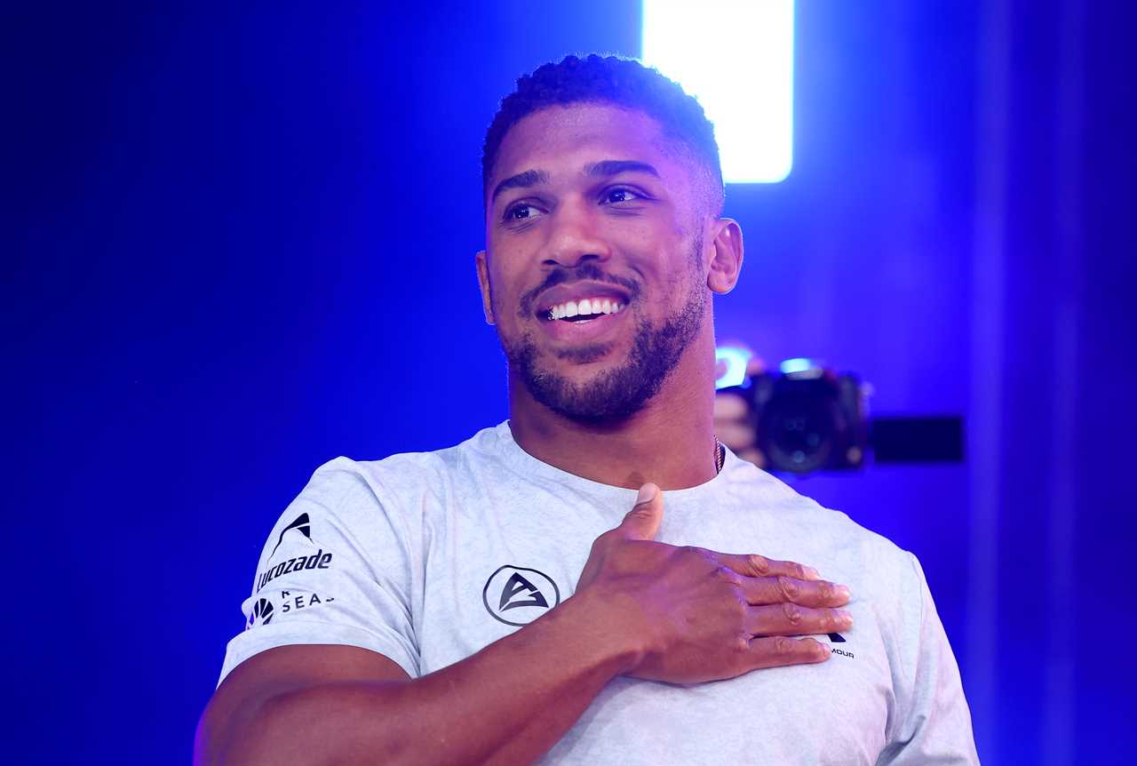TYSON FURY OFFERED TWO-FIGHT DEAL WITH ANTHONY JOSHUA AFTER LOSS TO OLEKSANDR USYK