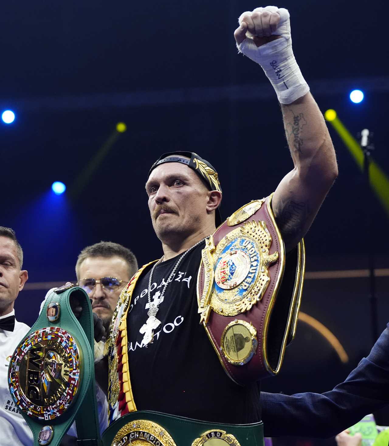 Oleksandr Usyk Ends Tyson Fury's Reign at the Top