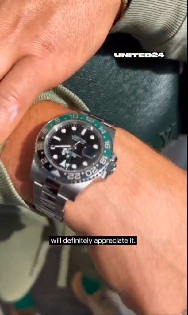 Oleksandr Usyk Shows Off ‘Fake $100 Rolex’ After Huge Win Against Tyson Fury