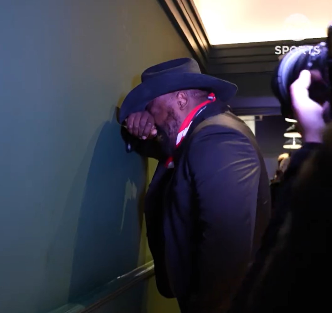 Derek Chisora in Tears on TV Ahead of Last UK Fight Against Otto Wallin